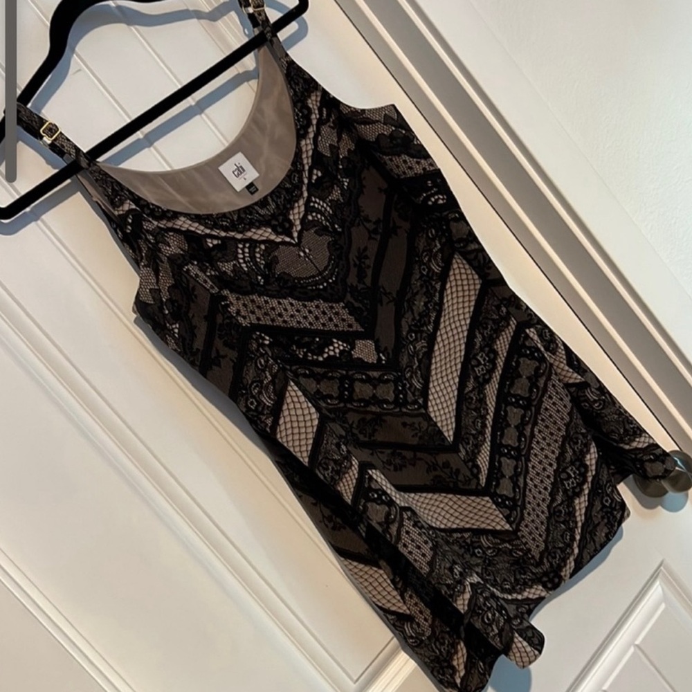 Elegant Black and Cream Women's Top